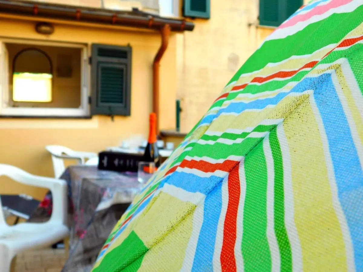 Terrazza Attrezzata, Levanto 0*,  Italy