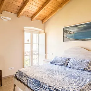 Appartamento I Delfini, Levanto